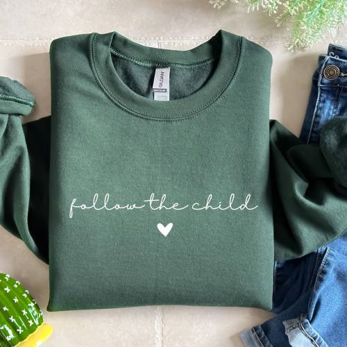 Minimalist Montessori School Teacher Sweatshirt, Gift for Montessori Teachers, Follow The Child Montessori Shirt, Montessori Mom Sweatshirt
