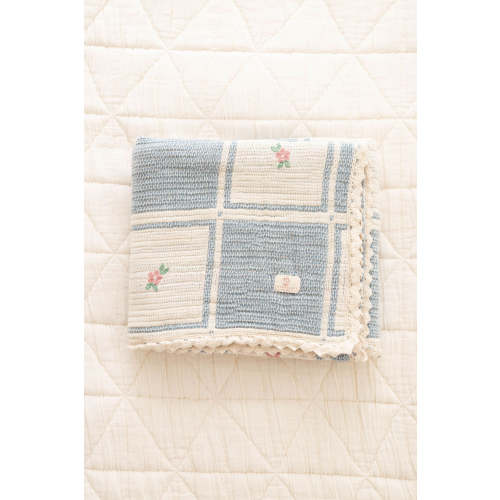 patchwork blanket - spring bloom