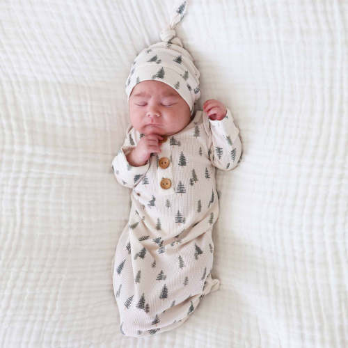 Evergreen Bamboo Waffle Newborn Baby Knot Gown & Hat Set
