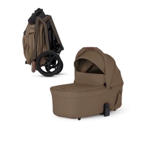 Silver Cross Breez Compact Bassinet  - Maple - Exclusive