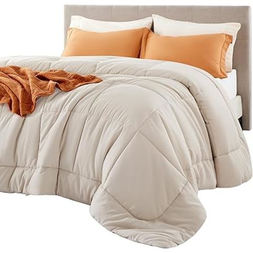 Bedsure Comforter Duvet Insert - Quilted Comforters King Size, All Season Duvet, GentleSoft™ Down Alternative Bedding, with 8 Tabs, Gifts for Women/Men, Linen, King 90 x 102 Inches