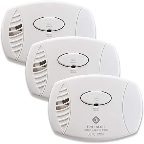 FIRST ALERT Plug-In Carbon Monoxide Detector with Battery Backup, (Pack of 3), CO605