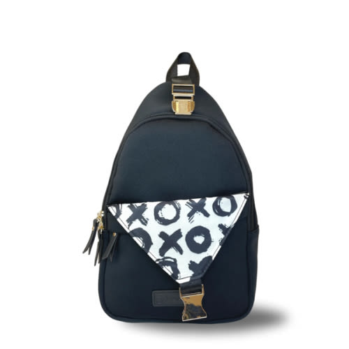 Allie Breast Pump Sling Bag Black XOXO Compact and Versatile for Pumping Moms – Sarah Wells Bags