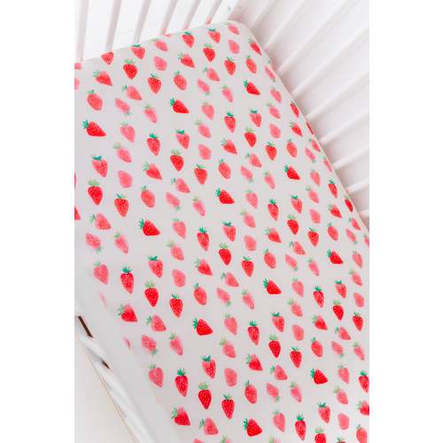 Sweet Strawberry Crib Sheet