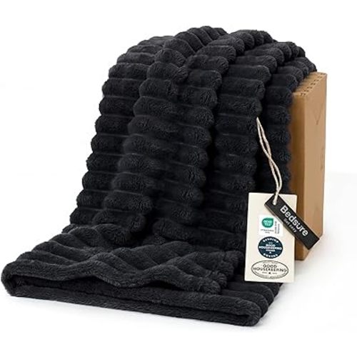 Bedsure GentleSoft Black Fleece Blanket for Couch - Cozy Soft Blankets for Women, Cute Small Throws for Girls, 50x70 Inches
