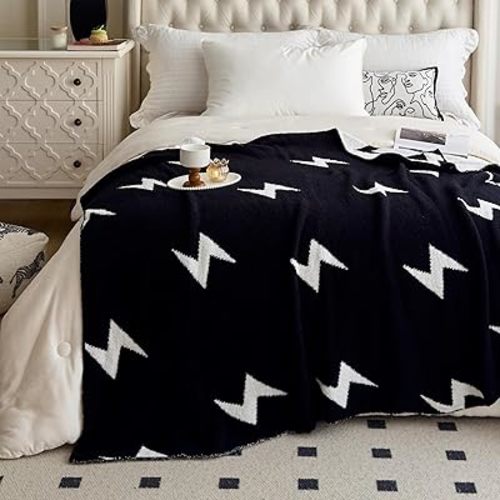 NIDITW Black Lightning Bolt Blanket 30x40 Ultra Soft Microfiber Fleece Lightweight Knit All Season Blanket for Couch Sofa Beds (Black, Baby)