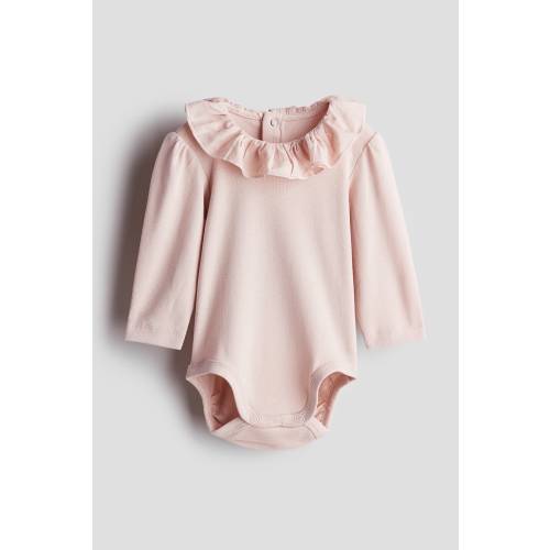 BODYSUIT WITH RUFFLE COLLAR