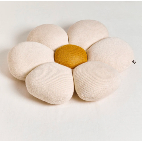 Daisy Pillow