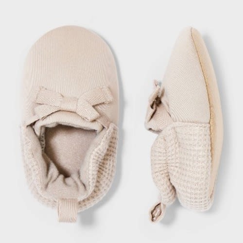 Baby Girls' Newborn Booties - Cloud Island™ Light Pink, Size: 3-6M