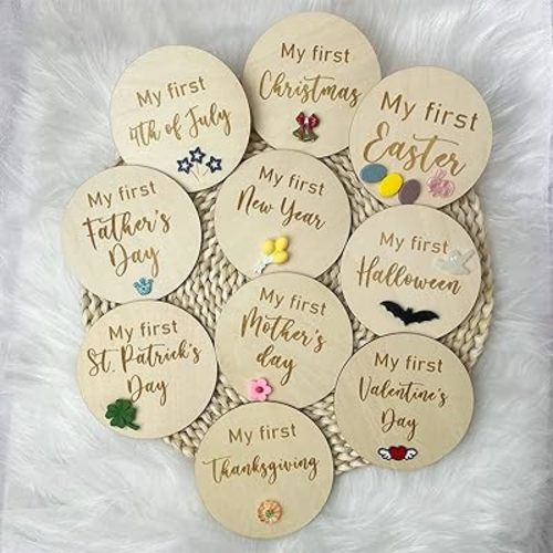 Wooden Baby Milestone Cards, Baby First Holiday Milestone Signs, Newborn Baby Photo Props Markers, Expecting Mom Gift for Boys Girls (Set of 10)