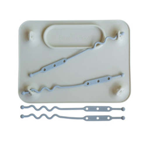 Busy Baby Silicone Placemat with 4 tethers – The Happy Days Co