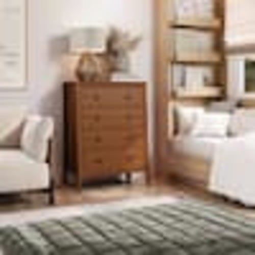Jela-USA Solid Wood 4-Drawer Dresser 39.41 in. H x 29.2 in. W x 17.72 in. D Caramel 47917