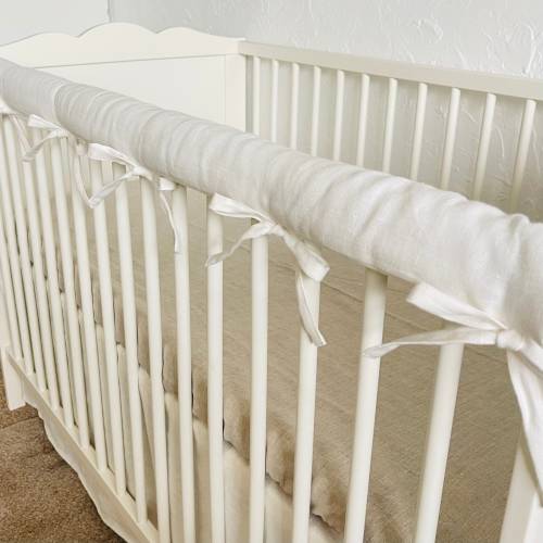 Crib rail cover WHITE linen, solid crib safety, crib accessories, teething pad, cot rail cover, railing Handgefertigte Gitterbettdecken