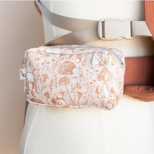 Lark Baby Carrier Pocket – Hands-Free Storage | hope&plum