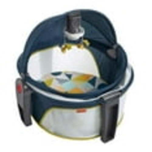 Fisher-Price Portable Baby Bassinet and Play Space Deluxe On-The-Go Projection Dome with Lights Music and Canopy, Cool Hues