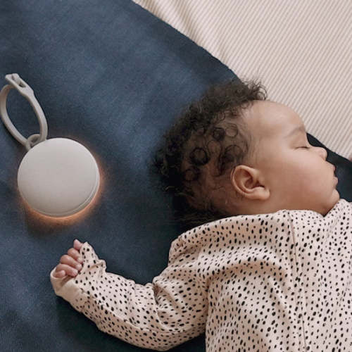 Hushh 2 Sound Machine | Yogasleep