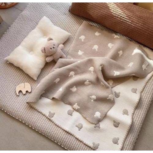 reversible jacquard cotton Handmade baby blanket, baby shower gift, newborn bear blanket