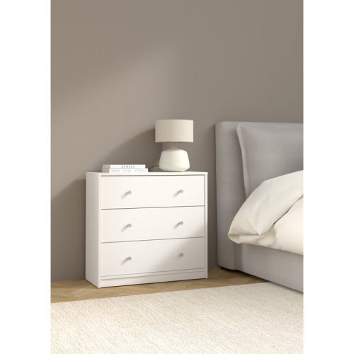 Guilford 28.50'' W 3 - Drawer Dresser