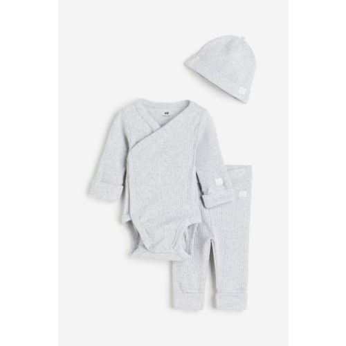 Adjustable-fit Set