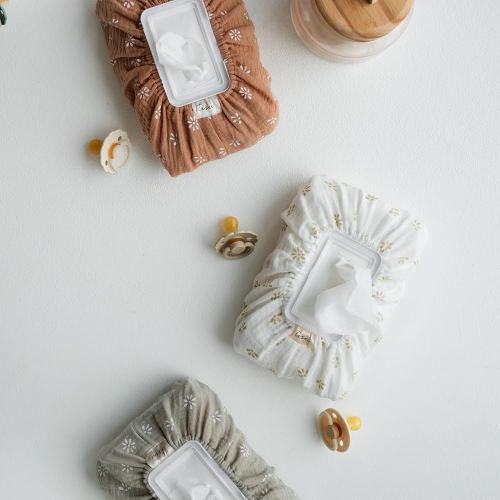 Baby Wipes Cover – (Caramel Daisy)