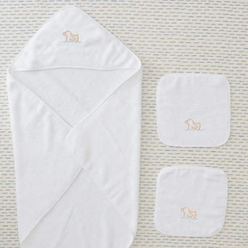 Personalized Baby Bath Bundle | Weezie Towels