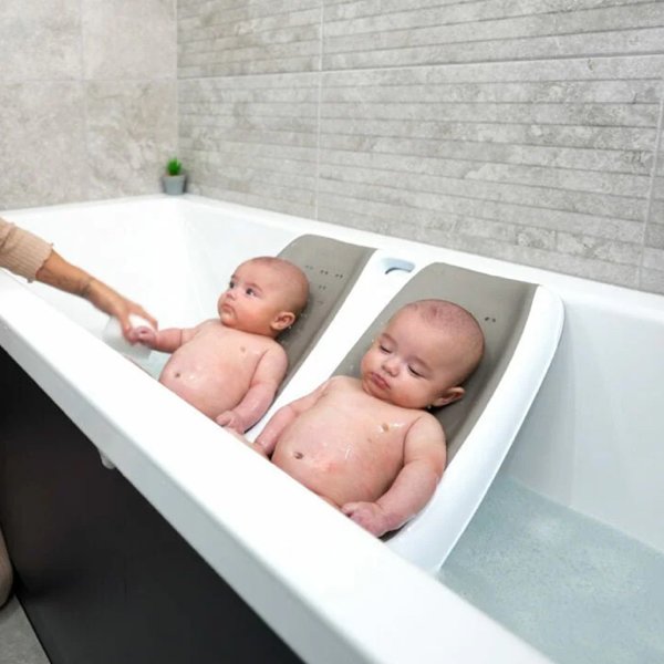 Twin Bath: Safe and Convenient Bathing Solution for Twins – bumble beez