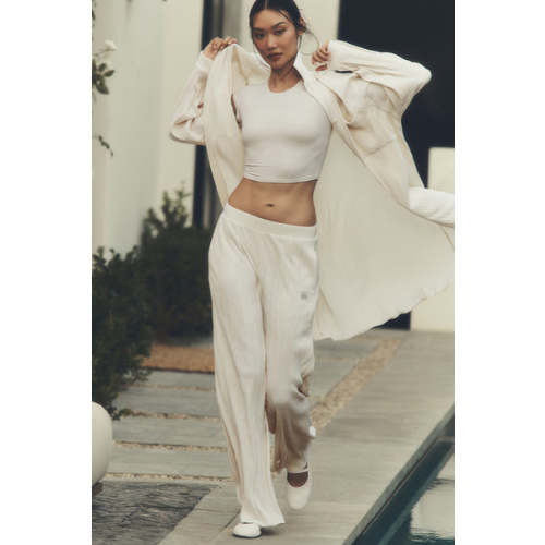 High-Waist Micro Plisse Straight Leg Pant - Oat Milk