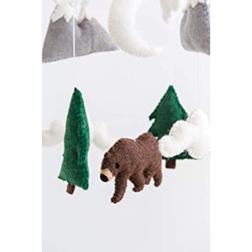 Bear and Mountain Mobile, Woodland Bear Mobile, Neutral Mobile, Wilderness Mobile, Mountain Mobile, Baby Felt Mobile