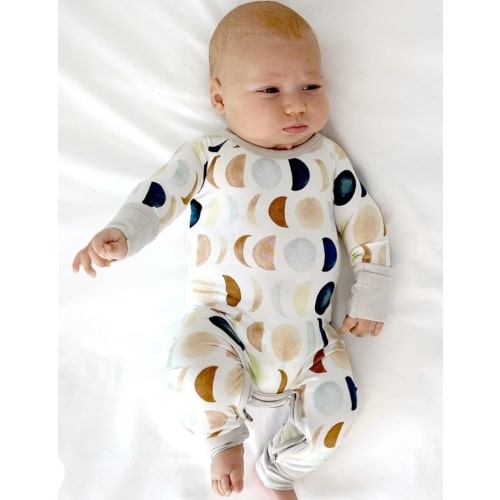 Luna Neutral Crescent Zippy – Little Sleepies