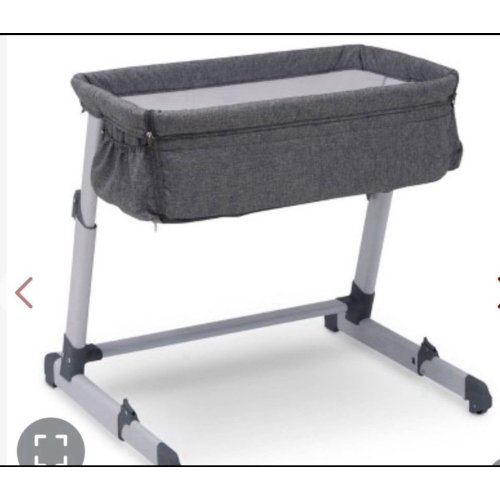 Simmons Kids Dream Bedside Baby Bassinet Sleeper With Breathable Mesh And Adjust
