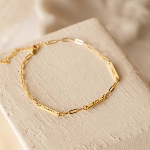 Custom Mini Name Bar Station Bracelet | Caitlyn Minimalist