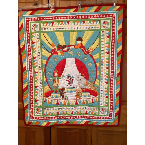 Circus quilt- baby quilt or toddler gift - circus nursery décor - 34" by 40"