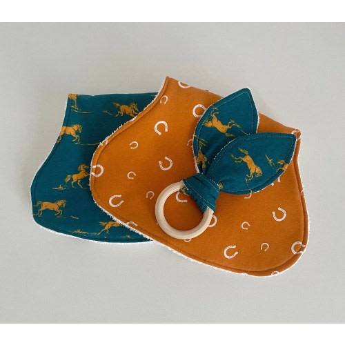 Horses Baby Burp Cloth Set, Western Baby Shower Gift, Baby Horse Teether, Cowboy Cowgirl Horseshoe Burp Rag
