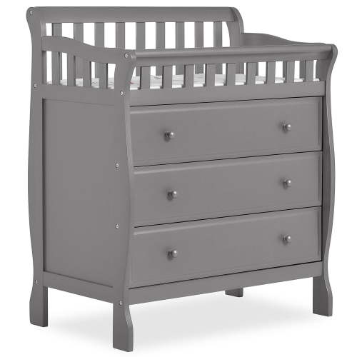 Dream On Me Marcus changing Table and Dresser, 3 spacious drawers