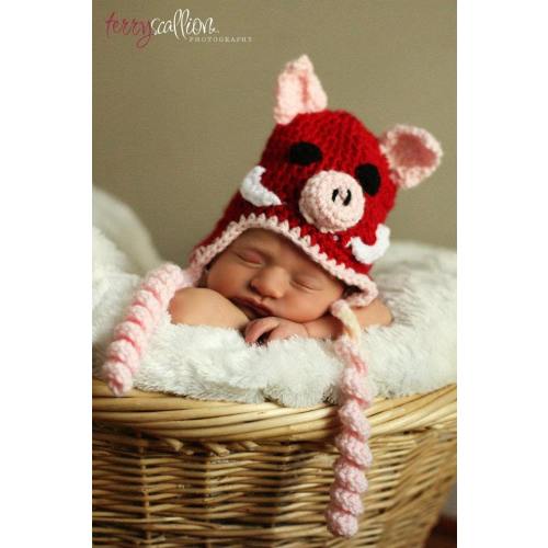 Newborn Pink and Red Razorback Hat, Baby Girl Razorback Hat, Baby Arkansas Hat, Photo Prop Razorback Hat, Crochet Razorback Hat,