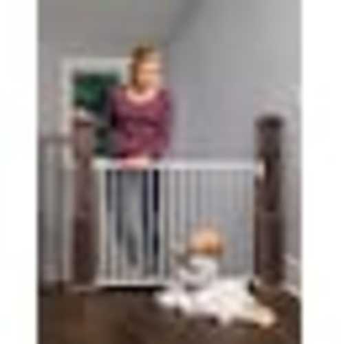 Regalo 1250 38.5-in x 28.75-in Hardware Mounted White Metal Safety Gate 1250 at Lowes.com