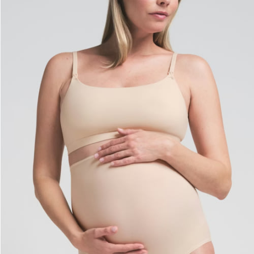 FITS EVERYBODY MATERNITY NURSING SCOOP BRALETTE | SAND | SKIMS