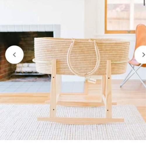 Design Dua Malaika Bassinet rattan with stand