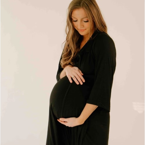 Lila Labor & Postpartum Gown in Black