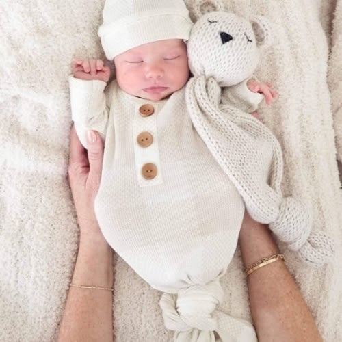 Big Check Waffle Bamboo Newborn Baby Knot Gown & Hat Set | Sand