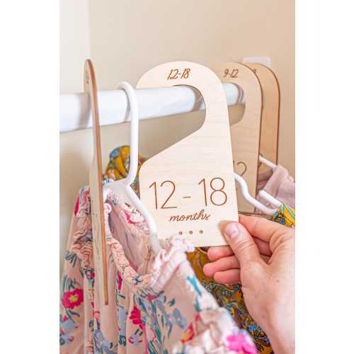 Wooden Baby Closet Dividers, Newborn Clothes Hangers Baby Clothes Size Labels, Gender Neutral Baby Gift, Nursery Closet Organizer