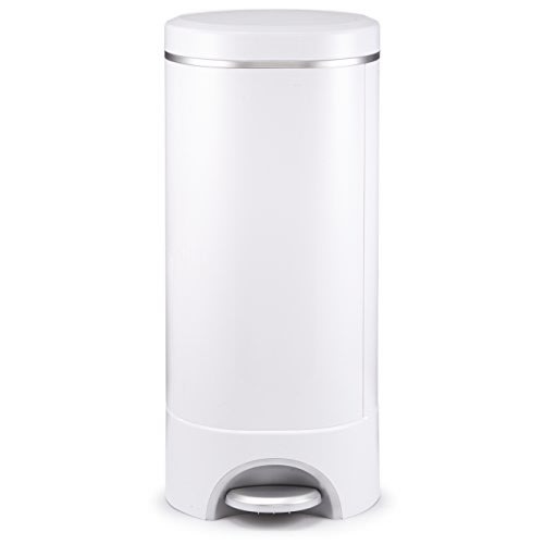 Munchkin Step Diaper Pail Powered by Arm & Hammer, Includes 1 Refill Ring and 1 Snap, Seal & toss Bag