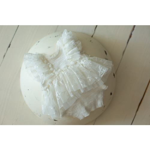White baby girl dress, Lace ruffles romper, Bow tieback, Infant props, Newborn photography outfit