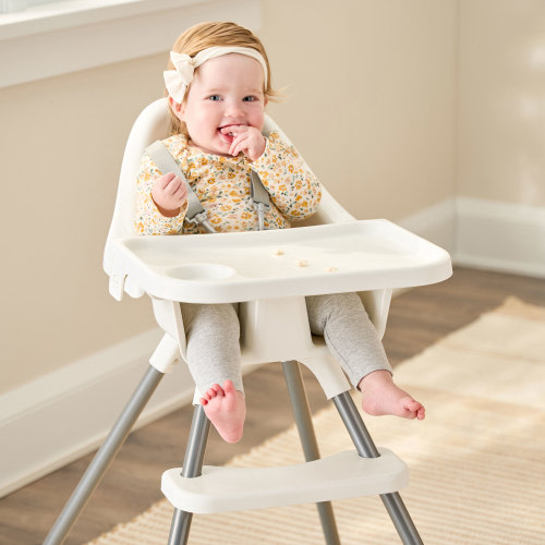 Regalo Baby Basics High Chair 33.9-in White Kids High Chair