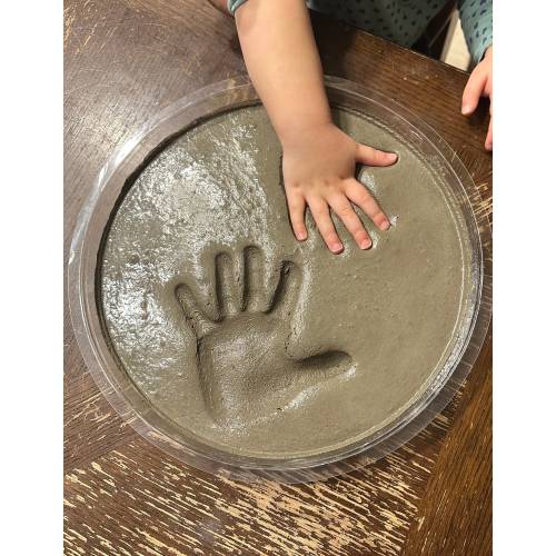 DIY Personalized Garden Stone Kit – Handprint Garden Stone – Fathers Day Gift for Dad or Grandpa