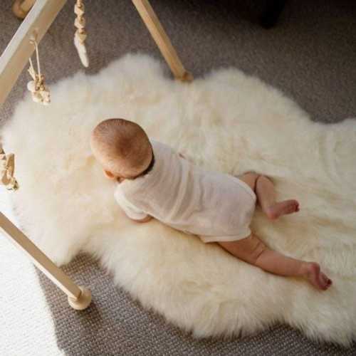 Hypoallergenic Sheepskin Rug for your Baby and Kids, Made in New Zealand