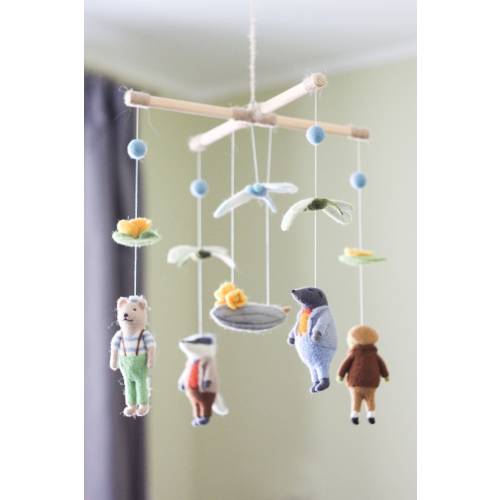 Wind in the Willows Felt Baby Mobile, Baby Mobile Woodland, Baby Crib Mobile, Cot mobile, Baby Shower Gift, Forest Animal Baby Mobile