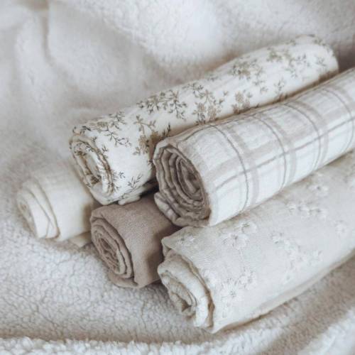 Set of 5 BEIGE baby swaddles in double cotton gauze 50x50cm