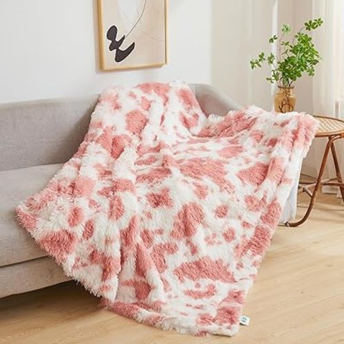 LIFEREVO Luxury Cow Print Shaggy Plush Throw Blanket Ultra Soft Fluffy 50"x60" Warm Thick Throws for Bed Strawberry Faux Fur Blanket Throw Fuzzy Fur Throw for Home Company Couch, Sofa, Pink and White