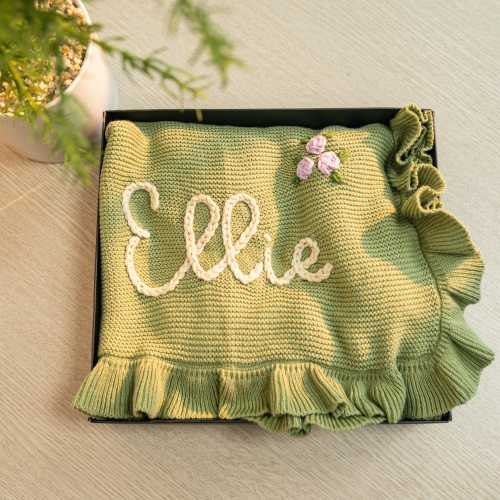 Personalized Hand Embroidered Knit Baby Blanket, Custom Embroidered Swaddle Baby Blanket, Monthly Milestone Blanket, Newborn Baby Gift